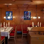 Wohlfuehlhotel Berg Heil 4* Holzgau