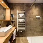 Wohlfuehlhotel Berg Heil 4* Holzgau