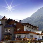 Wohlfuehlhotel Berg Heil 4*