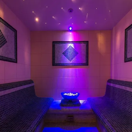 Wohlfuehlhotel Berg Heil 4* Holzgau