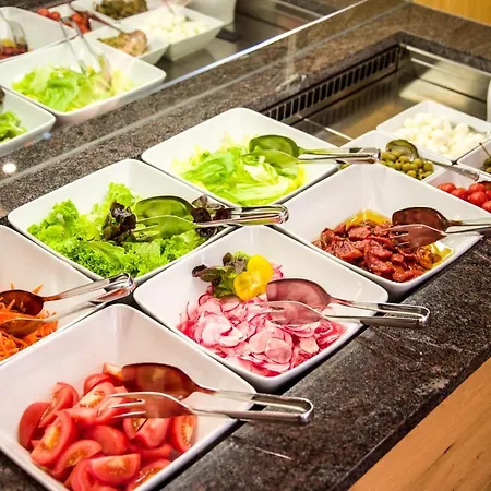 Hotel Wohlfuehlhotel Berg Heil 4*