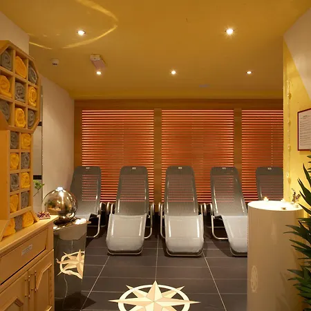 Hotel Wohlfuehlhotel Berg Heil 4*