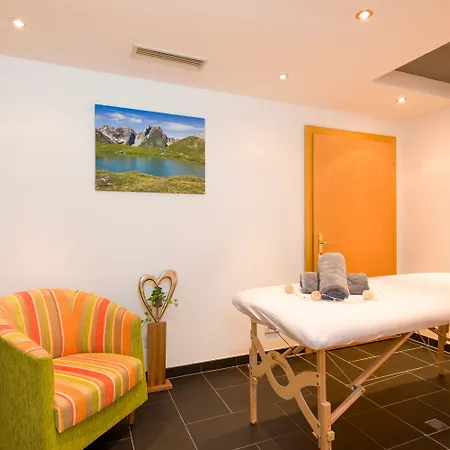 Wohlfuehlhotel Berg Heil Holzgau