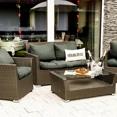 Wohlfuehlhotel Berg Heil 4*