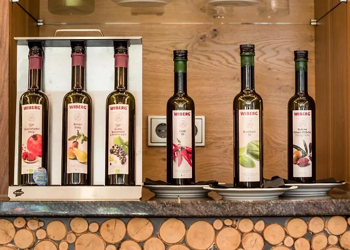 Wohlfuehlhotel Berg Heil Отель Хольцгау