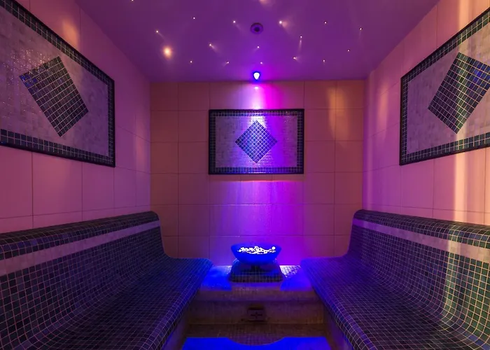 Wohlfuehlhotel Berg Heil 4* Holzgau