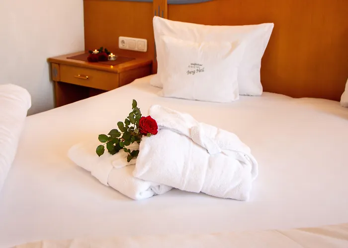 Отель Wohlfuehlhotel Berg Heil