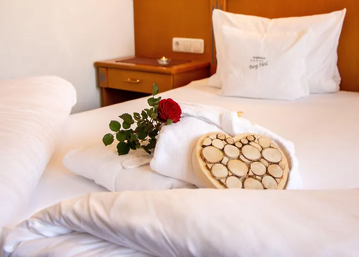 Отель Wohlfuehlhotel Berg Heil