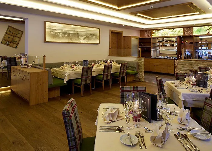 Отель Wohlfuehlhotel Berg Heil 4*