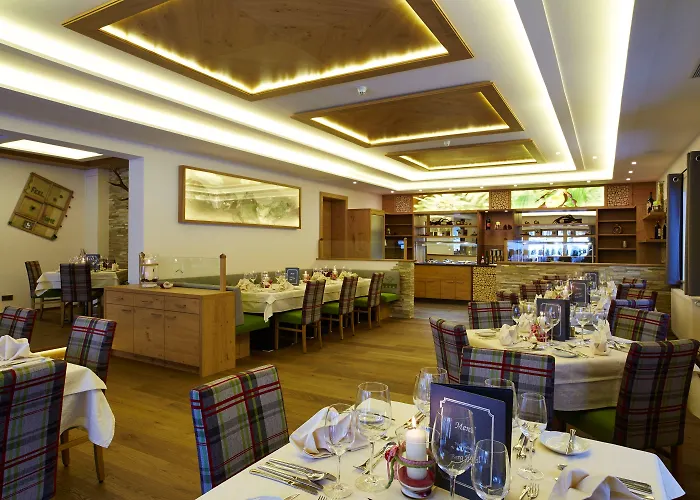 Hotel Wohlfuehlhotel Berg Heil 4*