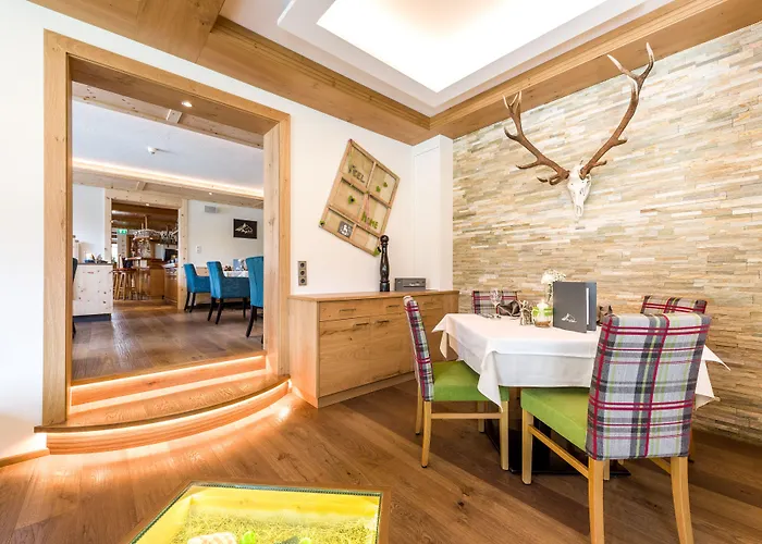 Hotel Wohlfuehlhotel Berg Heil 4*