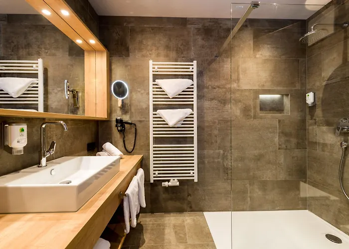 Wohlfuehlhotel Berg Heil 4* Хольцгау