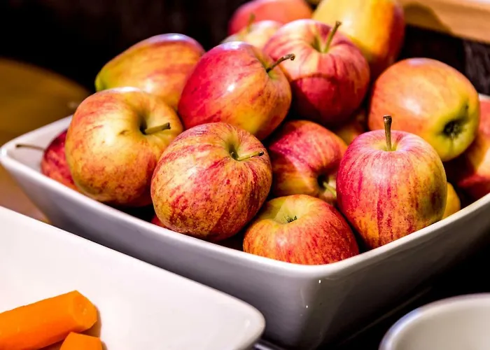 Отель Wohlfuehlhotel Berg Heil Хольцгау