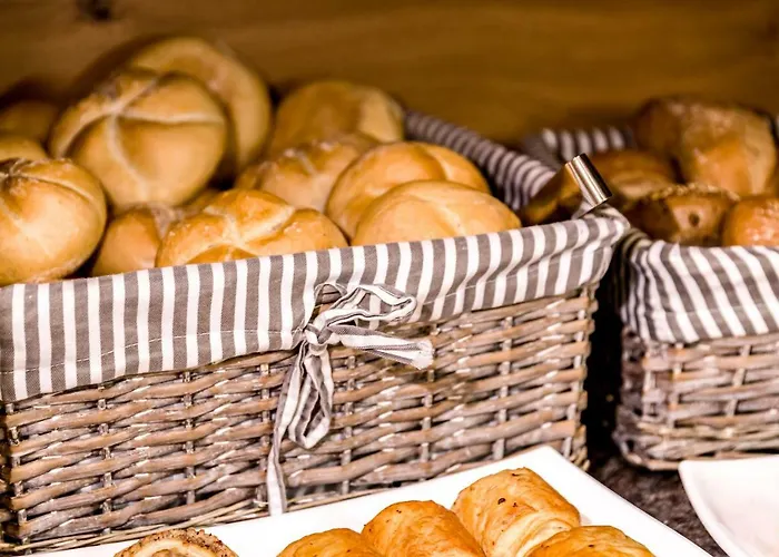 Wohlfuehlhotel Berg Heil Отель