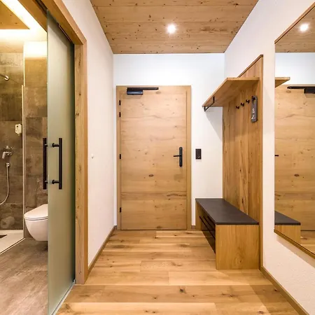 Otel Wohlfuehlhotel Berg Heil Holzgau