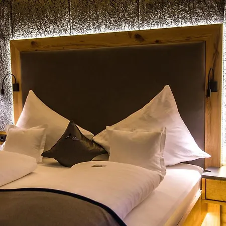 Wohlfühlhotel Berg Heil Holzgau