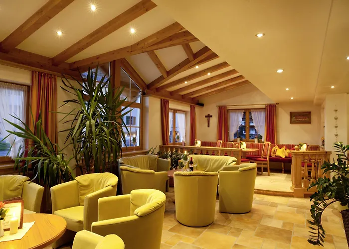 Wohlfuehlhotel Berg Heil Holzgau